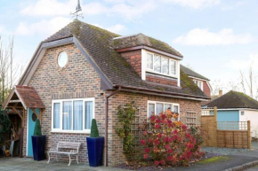Stylish & cosy annexe in pretty sailing village